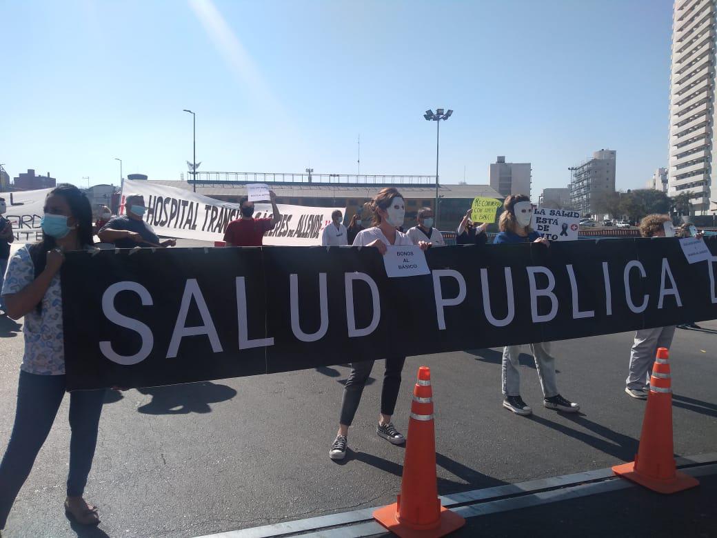 multimedia.normal.b395ef3741732a38.407574732070726f74657374612064652073616c75645f6e6f726d616c2e6a706567