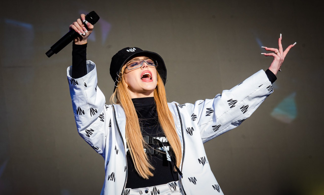 3 NickiNicole Agus Dusserre 190322