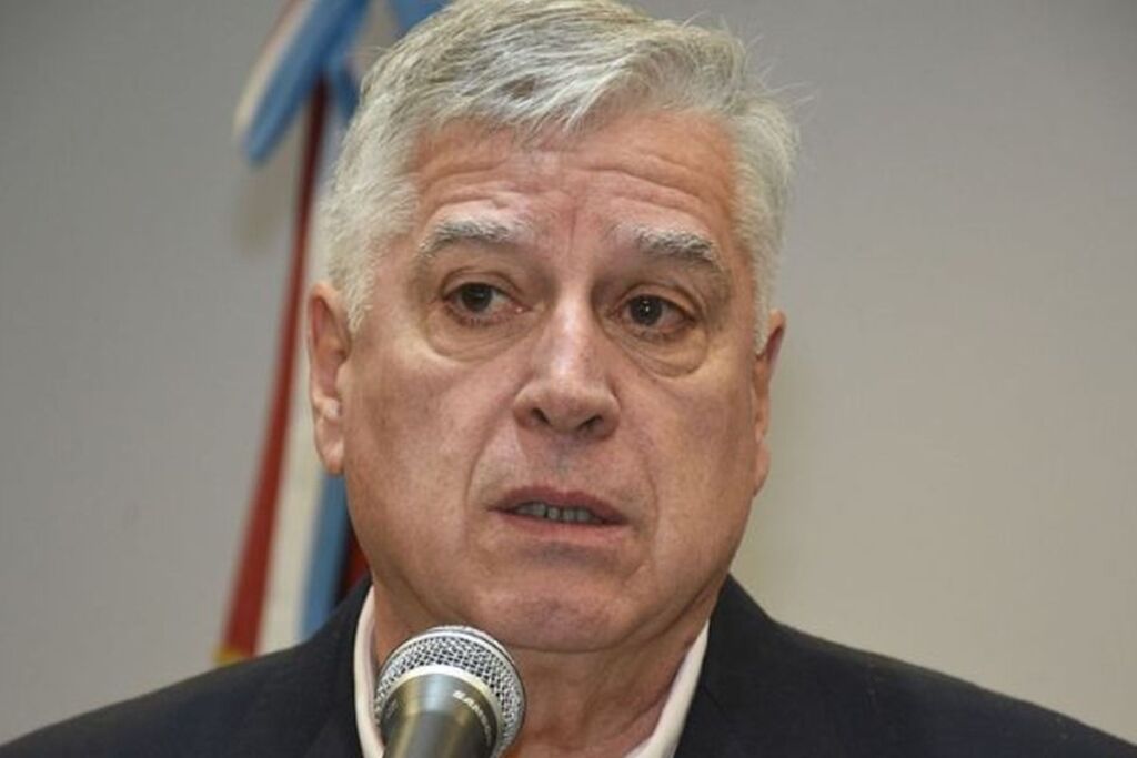 Carlos Gutierrez