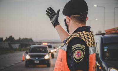 multimedia.normal.918b543f7d346c2a.706f6c696369612063616d696e6572615f6e6f726d616c2e6a7067