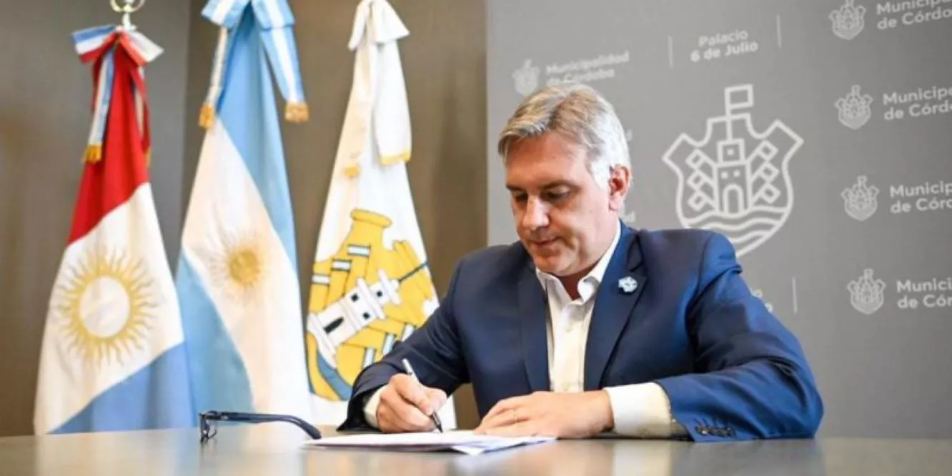 multimedia.normal.8994084eba3c1e05.4d617274696e204c6c6172796f7261206279204d756e696369702064652043625f6e6f726d616c2e77656270